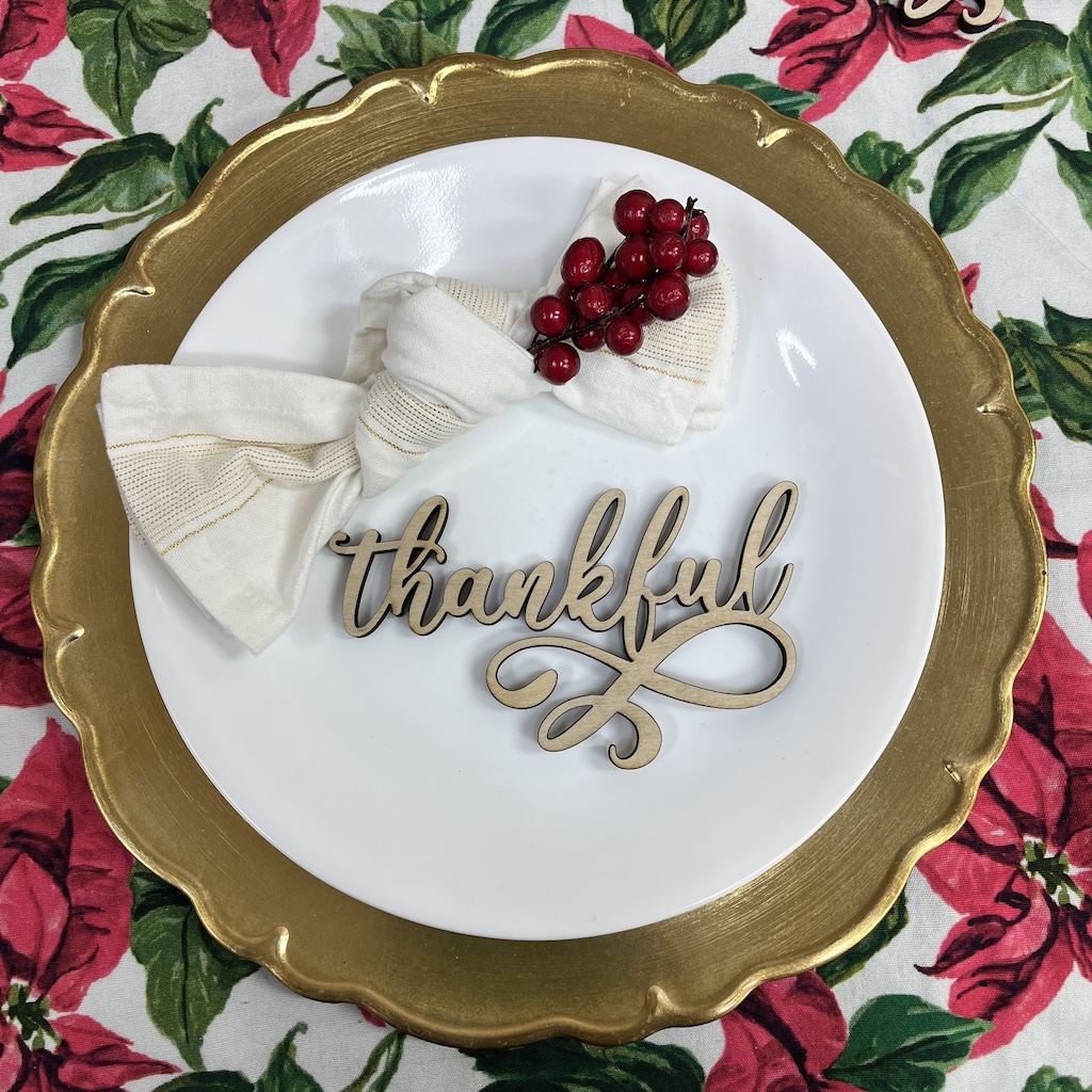 Set of 4 Wood christmas words for dinning setting