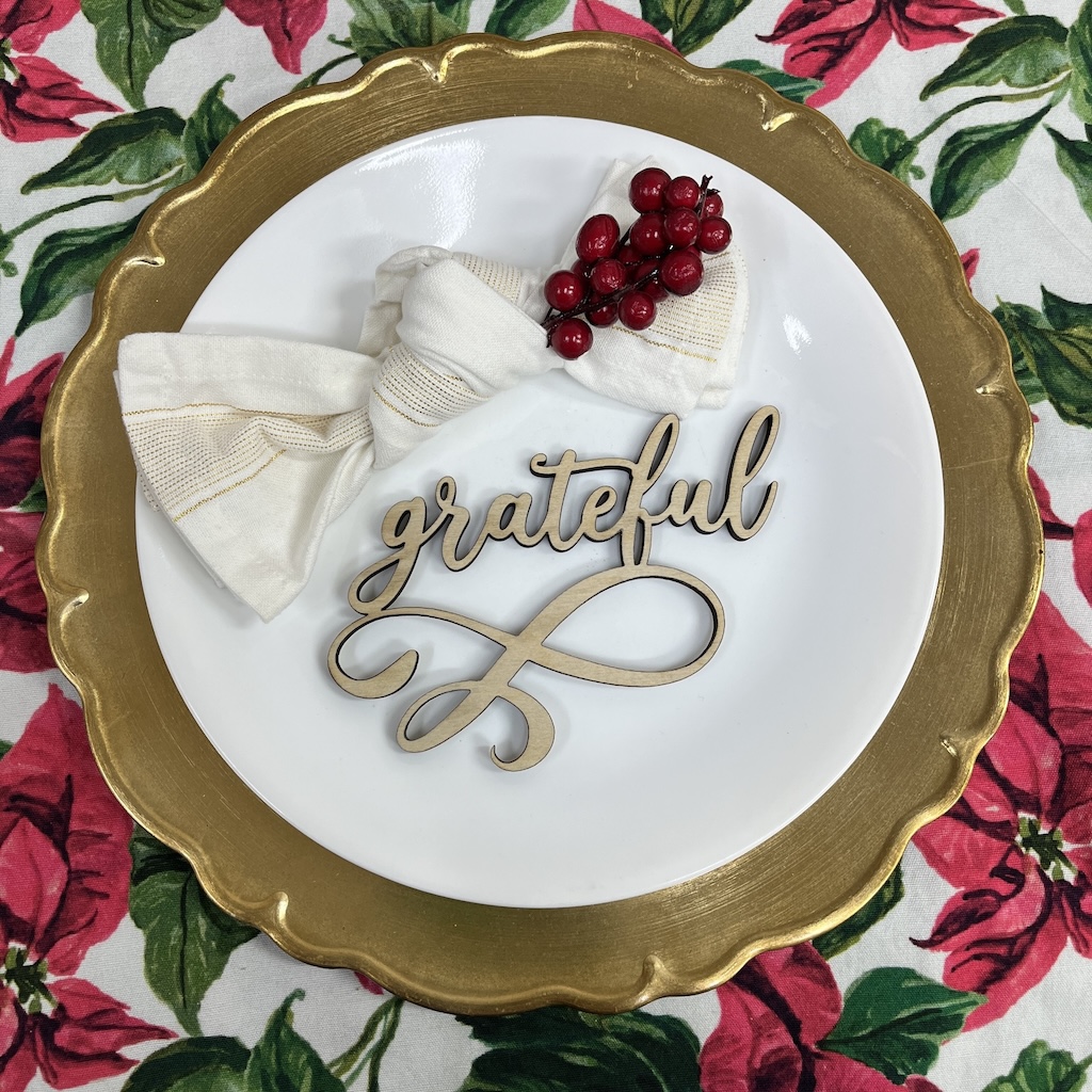 Set of 4 Wood christmas words for dinning setting