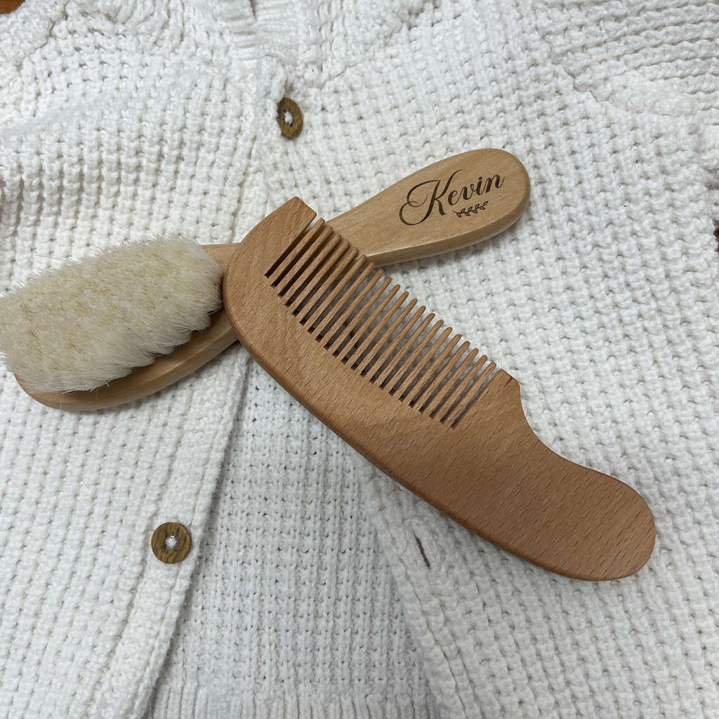 Baby brush and Baby Comb Set. Wooden, engraved and Personalized.